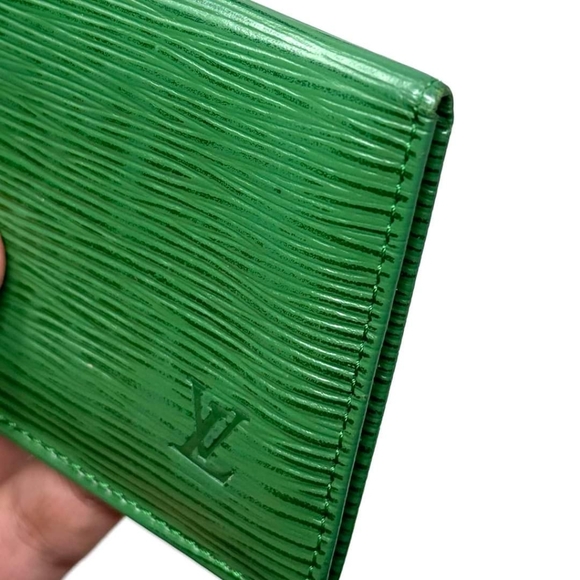 ▪️🟢 LV EPI COMMUTER PASS WALLET 🟢▪️ - Picture 7 of 9